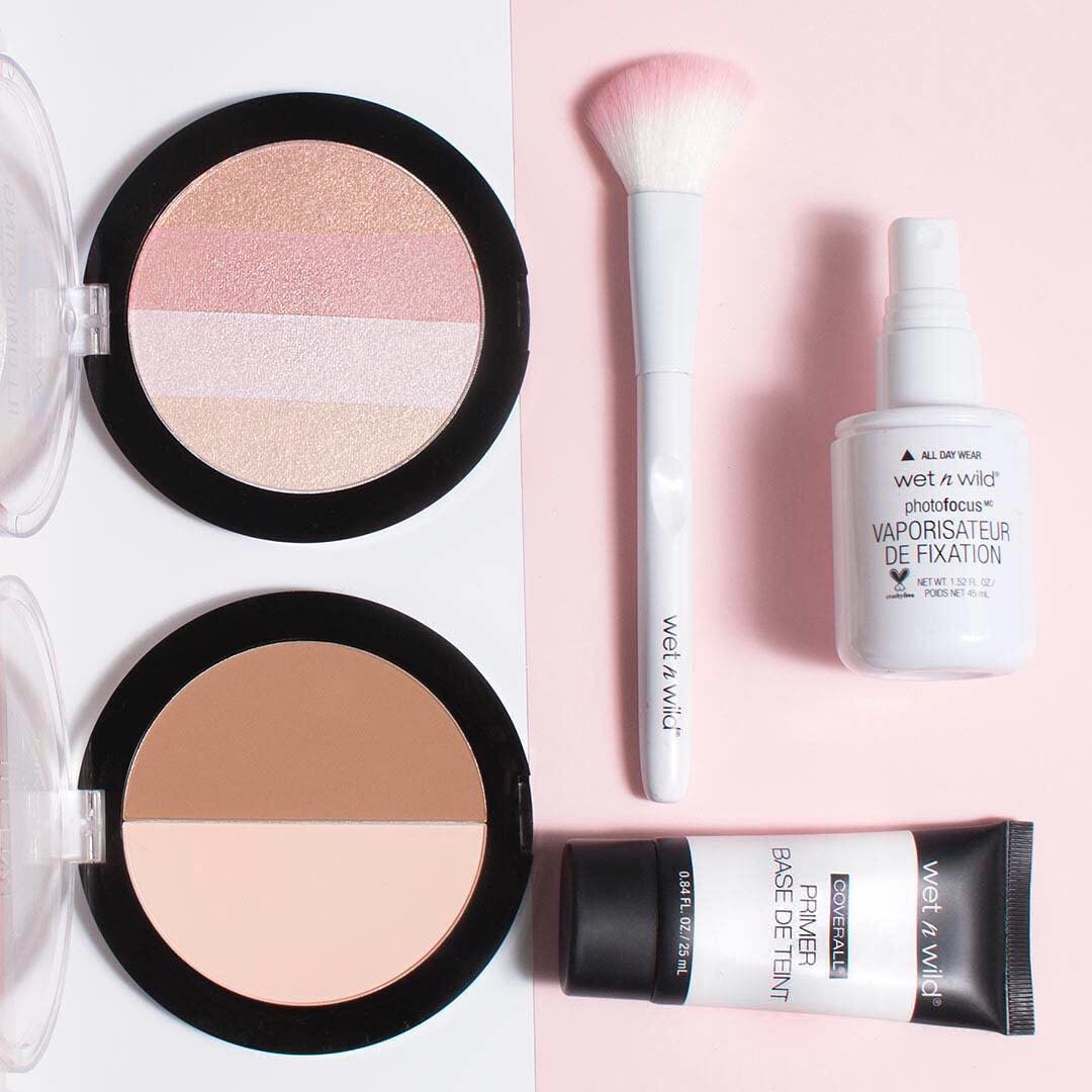 wet n wild MegaGlo Illuminating Blush Makeup Powder Palette, Catwalk Pink, Highlighter Face Make Up - Image 7