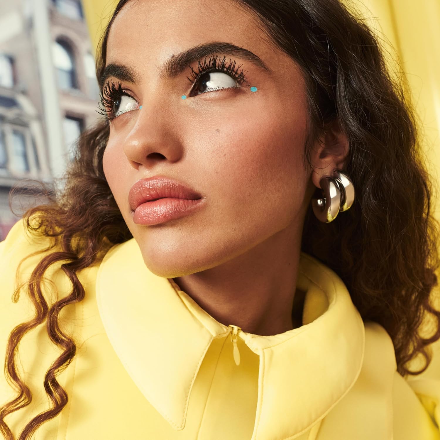 Maybelline The Colossal Bubble Washable Mascara, Buildable Mascara Volume and Length Formula for Bold, Separated Lashes, Very Black, 1 Count - Image 7