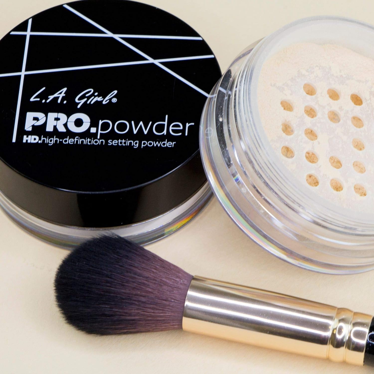 L.A. GIRL HD PRO Setting Powder - Banana Yellow - Image 3