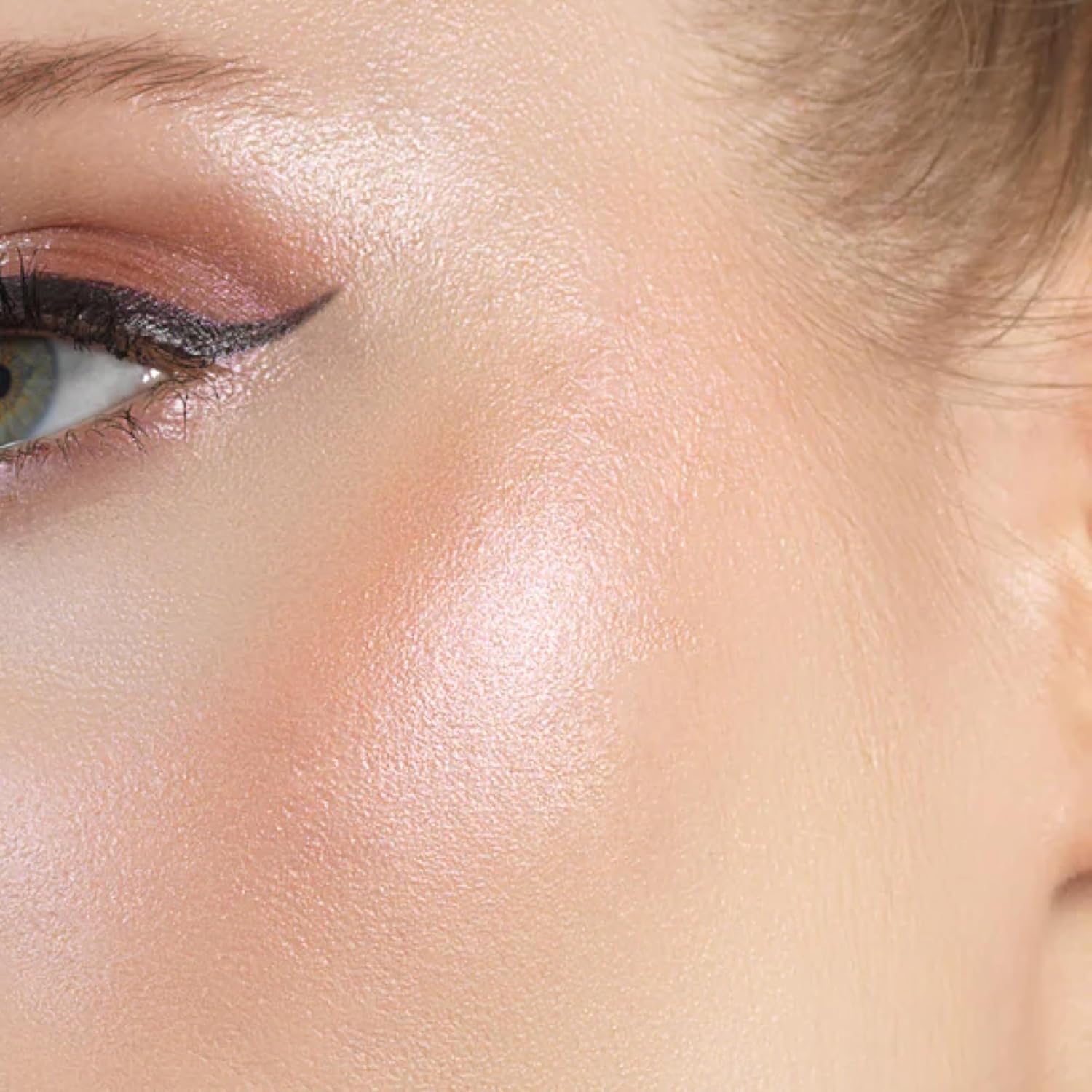 stila Heaven's Hue Highlighter | Lightweight Soft Makeup Glow, Bouncy Texture Illuminates Skin, Transfer-Resistant | Kitten, 0.35 Oz. (Pack of 1) - Image 6