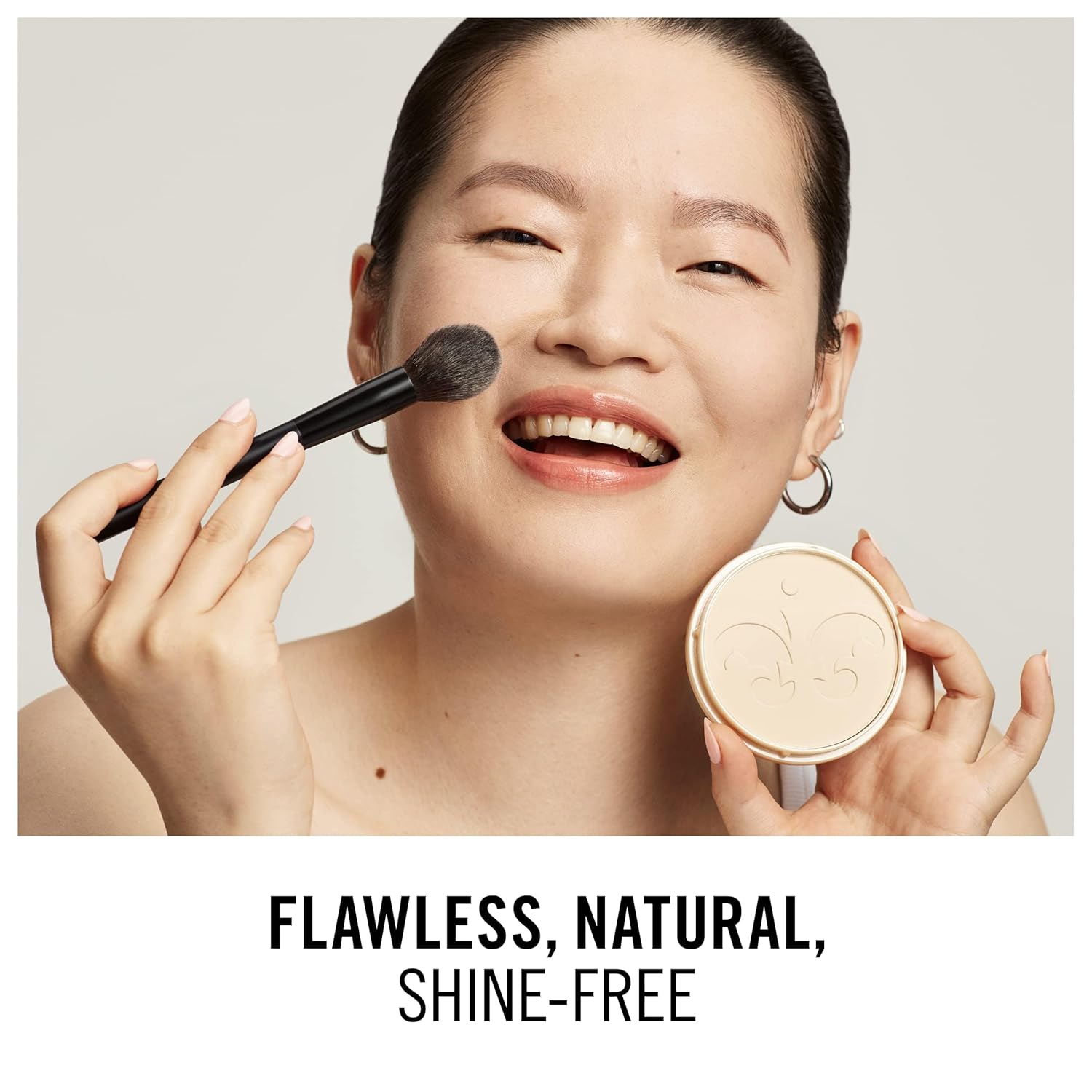 Rimmel London Stay Matte - 001 Transparent - Pressed Powder, Lightweight, High Coverage, Shine Control, 0.49oz - Image 7