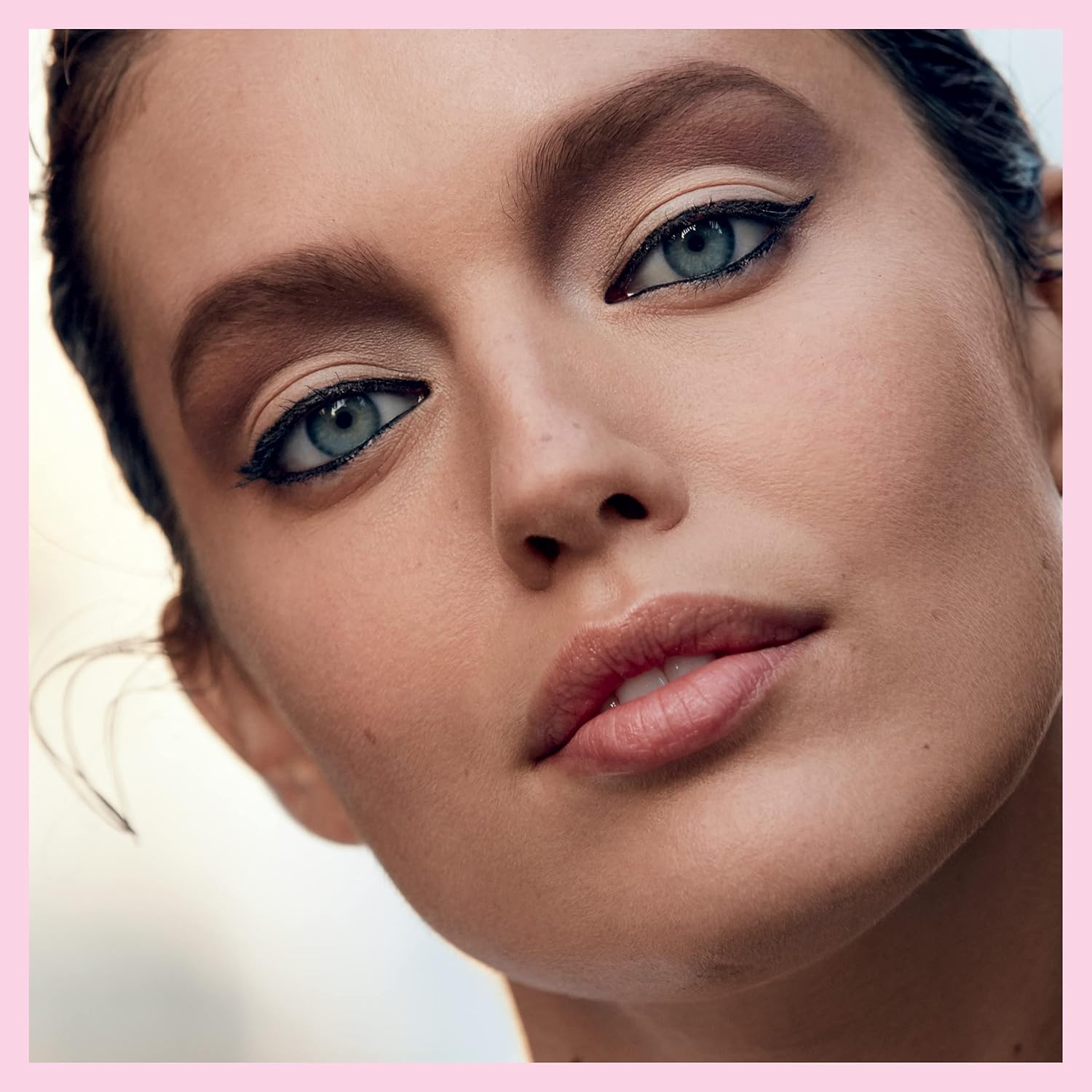 Maybelline Hyper Easy Liquid Pen No-Skip Eyeliner, Satin Finish, Waterproof Formula, Pitch Black, 0.018 Fl Oz - Image 7